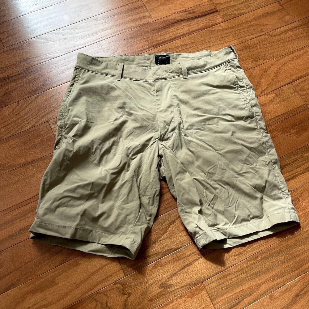 Men's J. Crew Stretch Tan Khaki Shorts Size W 30 L 9